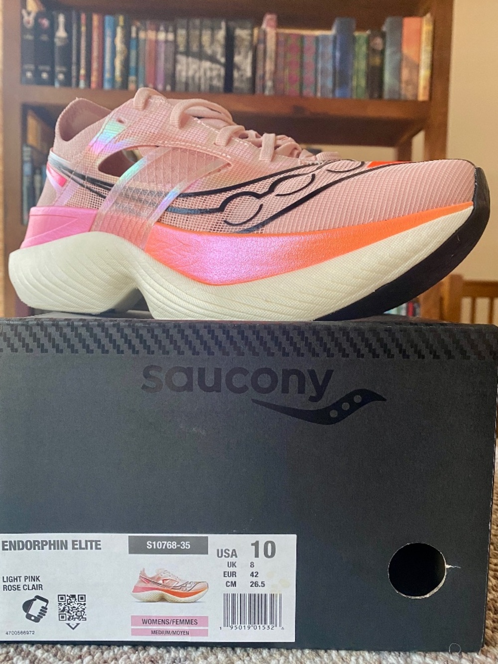 Women's Saucony Endorphin Elite v1 Running Race Shoes - Size 10 - Light Pink
